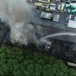 Gaszenie pożaru składu chemicznego w Zielonej Górze. Strażacy walczyli kilkadziesiąt godzin