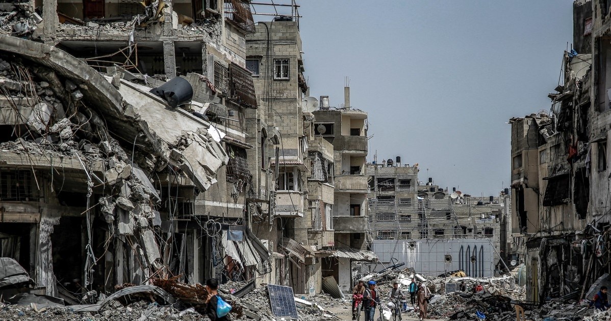 Gaza jest obecnie niemal doszczętnie zniszczonym miastem /AFP