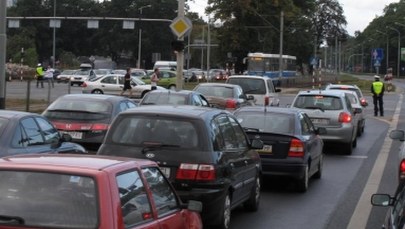 "Gazeta Wyborcza": Ostra zmiana w podatkach od aut od 1 stycznia