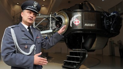 "Gazeta Wyborcza": Szef Wojskowego Instytutu Medycyny Lotniczej przeniesiony do... wojsk pancernych