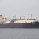 Gazoport: Pierwszy statek ze skroplonym gazem ziemnym (Al Nuaman) wpłynął do terminalu LNG w Świnoujściu