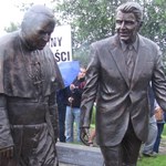 Gdańsk: Jan Paweł II i Ronald Reagan mają wspólny pomnik