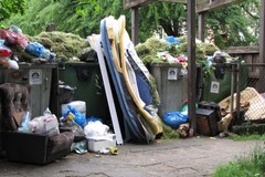 Gdańsk: Mieszkańcy boją się epidemii, bo nikt nie zabiera śmieci