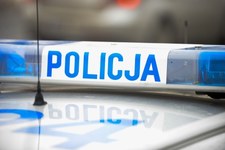 Gdańsk: Porsche wjechało w przystanek autobusowy