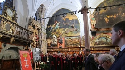 Gdańsk: Uroczysta sesja Rady Miasta upamiętniająca Pawła Adamowicza