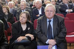 Gdańsk: Uroczysta sesja Rady Miasta upamiętniająca Pawła Adamowicza