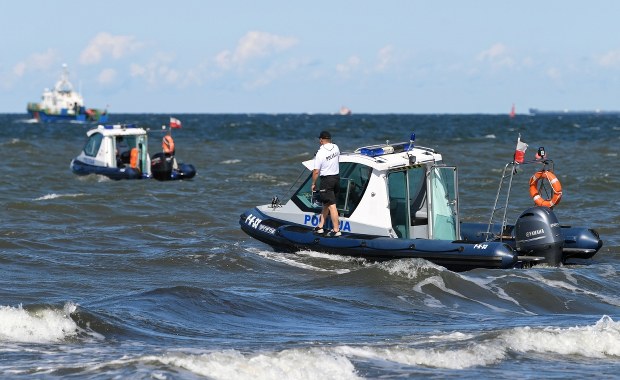 Gdańsk: Znaleziono ciało nastolatka, który kąpał się w morzu. Jego kolega zmarł w szpitalu