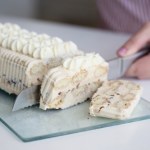 rafaello Gdy mam ochotę na coś słodkiego, robię lodowe Rafaello. Nie ma nic lepszego na upały