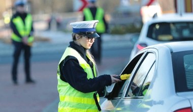 Gdy policjant zapyta, lepiej odpowiedz. 8 tys. zł mandatu wisi w powietrzu