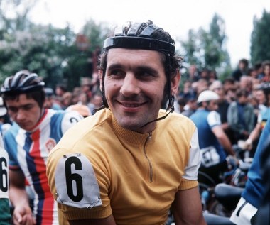 Gdy startował w Wyścigu Pokoju, pustoszały ulice. Do dziś mówią o nim "profesor kolarstwa"