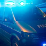 Gdy żona spała, przyłożył jej nóż do gardła. Następnie ją zgwałcił