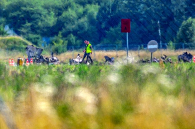 Gdynia, 12.07.2024. Wypadek samolotu szkolno-treningowego Bielik w czasie przygotowań do obchodów 30-lecia Brygady Lotnictwa MW /Piotr Hukalo /East News