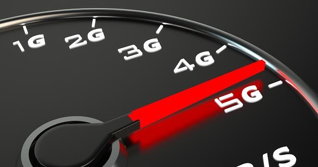 Gdynia będzie pierwszym miastem w Polsce z siecią 5G /&copy;123RF/PICSEL