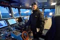 Gdynia: Marynarka Wojenna zaprezentowała okręt ORP "Kormoran"