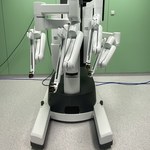 Gdynia: W Centrum Onkologii ruszają operacje przy użyciu robota da Vinci