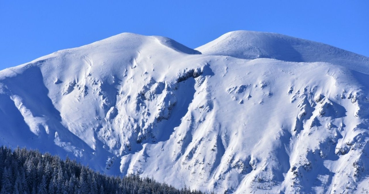 Gdzie w polskich Tatrach najczęściej schodzą lawiny? /Albin Marciniak /East News