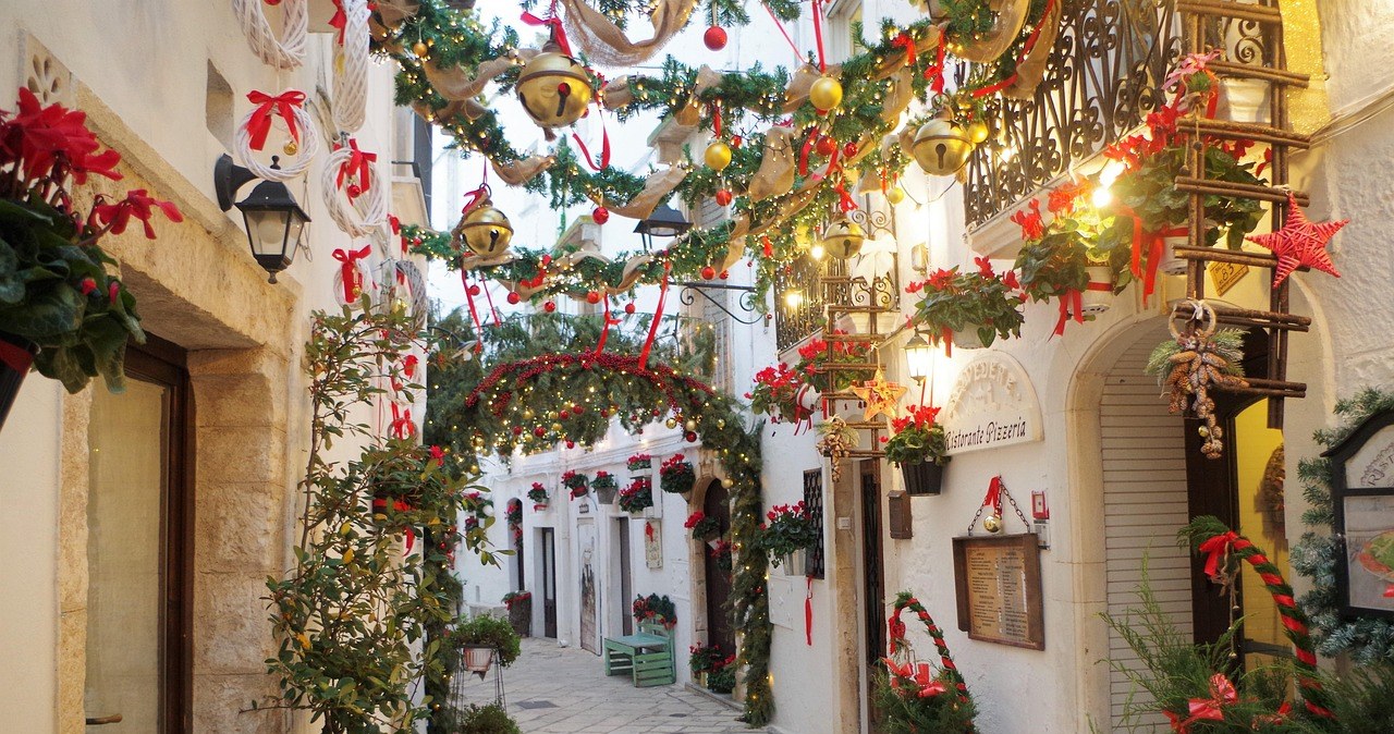 Gdzie warto się wybrać, aby poczuć świąteczną atmosferę? /Pixabay.com