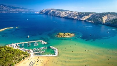 Gdzie znaleźć piaszczyste plaże w Chorwacji? Oto wakacyjne perełki