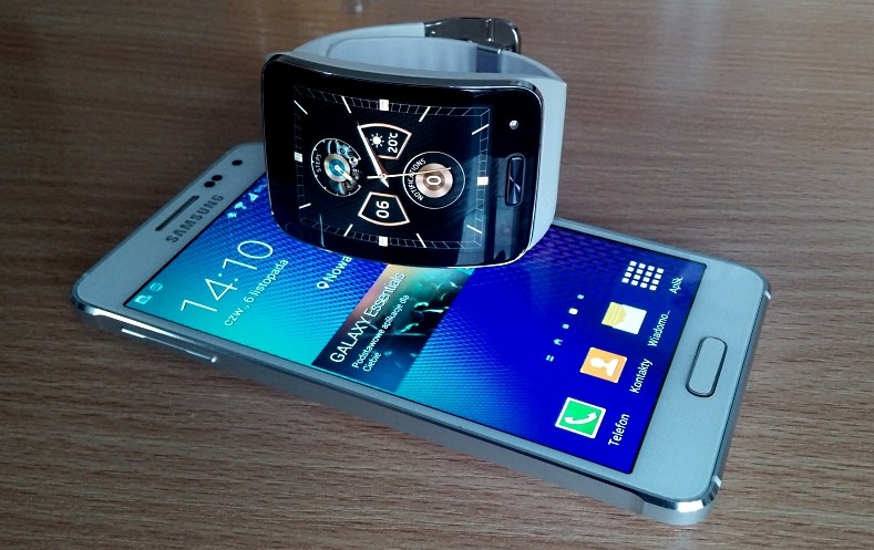 Gear S sprawdzaliśmy wraz z smartfonem Samsung Alpha (test niebawem) /INTERIA.PL