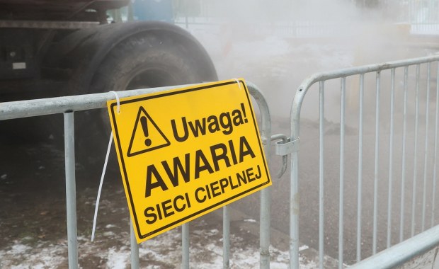 "Gejzer" w Sosnowcu. Pękła rura ciepłownicza 