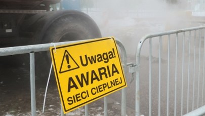 "Gejzer" w Sosnowcu. Pękła rura ciepłownicza 