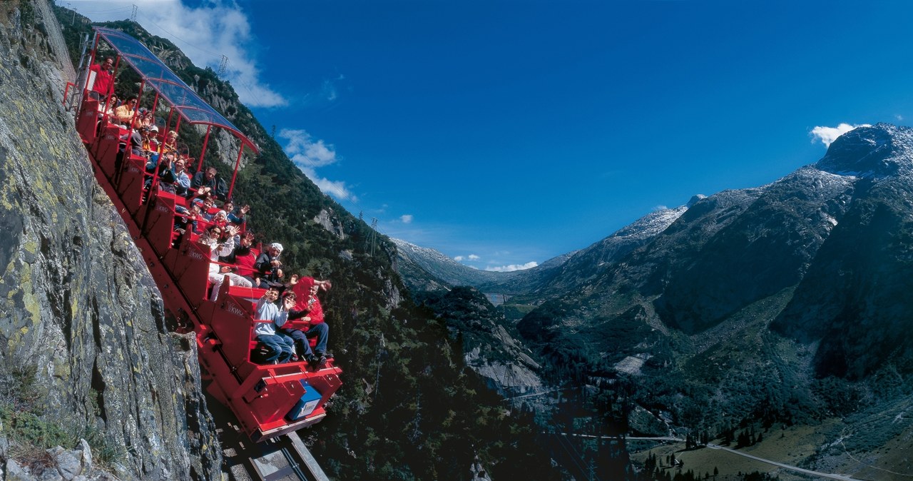 Gelmerbahn Handegg to najbardziej stroma kolej linowo-terenowa w Europie /Switzerland Tourism