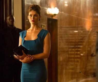 Gemma Arterton w scenie z filmu "Ślepy traf"