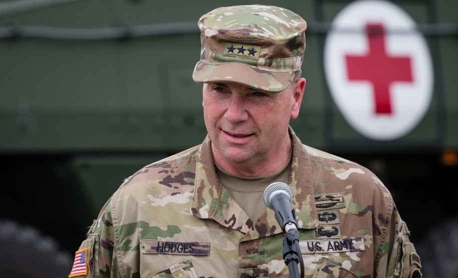 Gen. Ben Hodges na zdjęciu z 2017 roku /Wojtek Radwanski/AFP PHOTO /East News