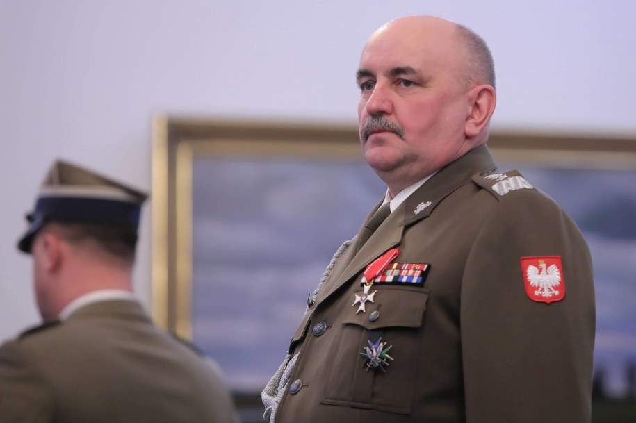 Gen. Jarosław Mika /	Wojciech Olkuśnik /PAP