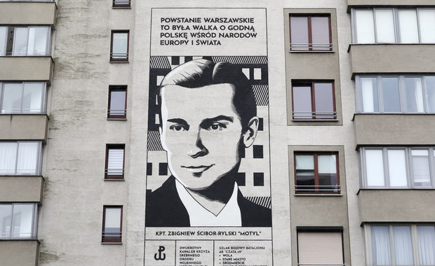 Gen. Zbigniew Ścibor-Rylski bohaterem muralu na warszawskiej Woli