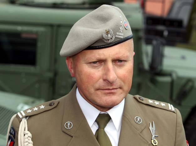 Generał Jerzy Gut /Radek Pietruszka /PAP