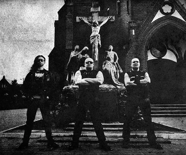 "Generalnie nie przepadam za ludźmi" (wywiad z Voidhanger)