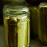 Genialna przekąska do obiadu. Przetestuj trik na chrupiące krokodylki z cukinii krok po kroku