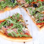 Genialny spód do pizzy bez wyrzutów sumienia. Nie uwierzysz, z czego go zrobiłam 