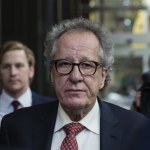 Geoffrey Rush: Oskarżenia o niestosowne zachowanie miały zakończyć jego karierę