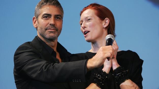 George Clooney i Tilda Swinton znowu razem. Spotkają się na planie "Hail, Caesar!" / fot. F. Durand /Getty Images