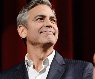 George Clooney i wojna o skarby