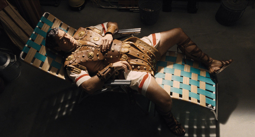 George Clooney w filmie "Ave, Cezar!" /materiały dystrybutora