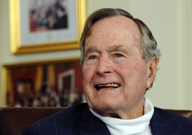 George H.W. Bush pełnił urząd prezydenta USA w latach 1989-93 /LARRY W. SMITH /PAP/EPA
