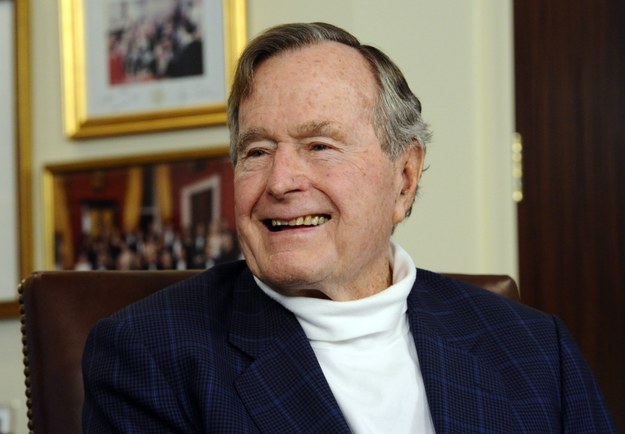George H.W. Bush /LARRY W. SMITH /PAP/EPA