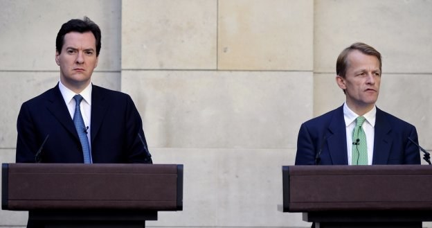 George Osborne (z lewej), minister finansów Wielkiej Brytanii /AFP