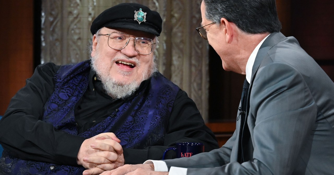 George R.R. Martin w rozmowie ze Stephenem Colbertem /Scott Kowalchyk/CBS /Getty Images