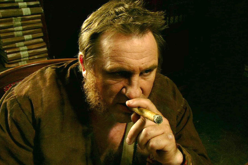 Gerard Depardieu jako Eugene Vidocq w filmie "Vidocq" z 2001 r. /materiały prasowe