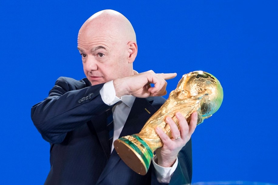 Giani Infantino przekazał nowe informacje o sprzedaży biletów na mundial /Keystone/CLAUDIO THOMA /PAP/EPA