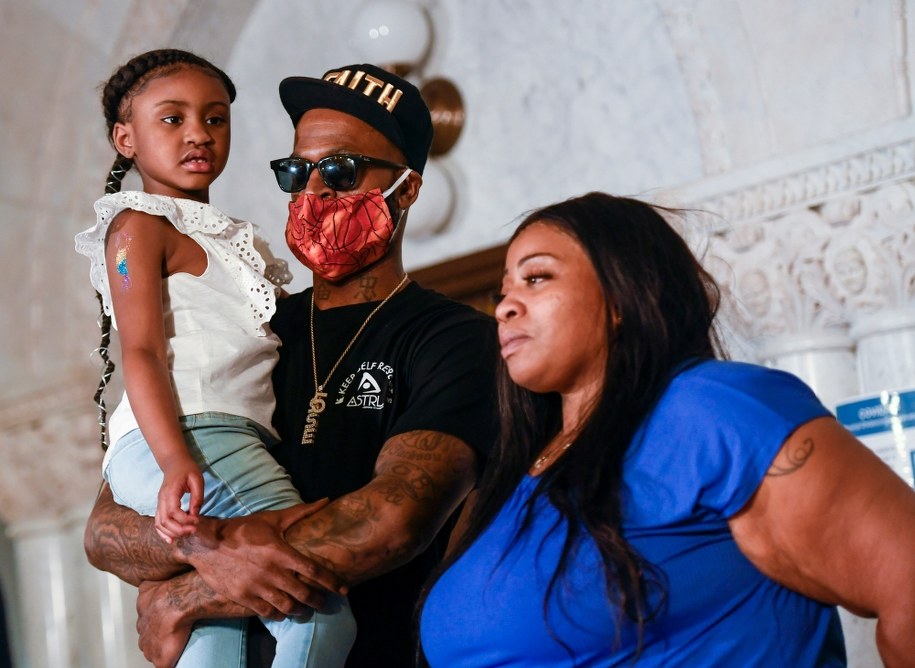 Gianna ze swoją mamą /Craig Lassig /PAP/EPA