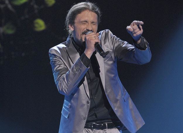 Gienek Loska wygrał w "X Factor" 100 tys. złotych /AKPA