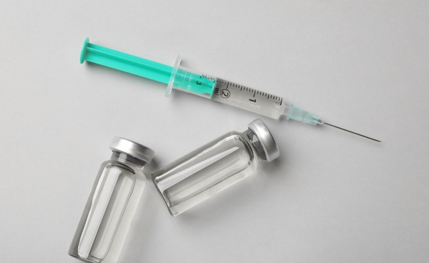 GIF wycofał z obrotu serię antybiotyku. Nieprawidłowości w produkcji