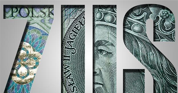 Giganci ruszą po setki milionów złotych z ZUS... /&copy;123RF/PICSEL