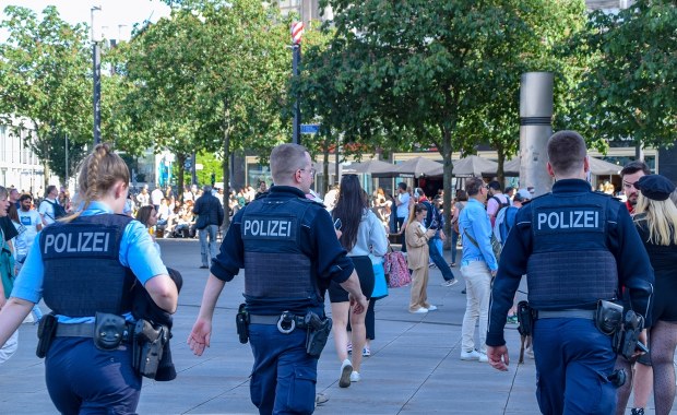 Gigantyczna awaria w Berlinie. Ekstremiści podpalili słupy energetyczne