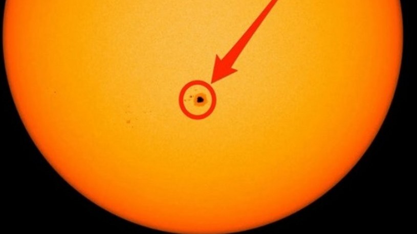 Gigantyczna dziura pojawiła się na Słońcu. "Astronomowie zaskoczeni"